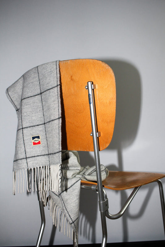 the commuter scarf.